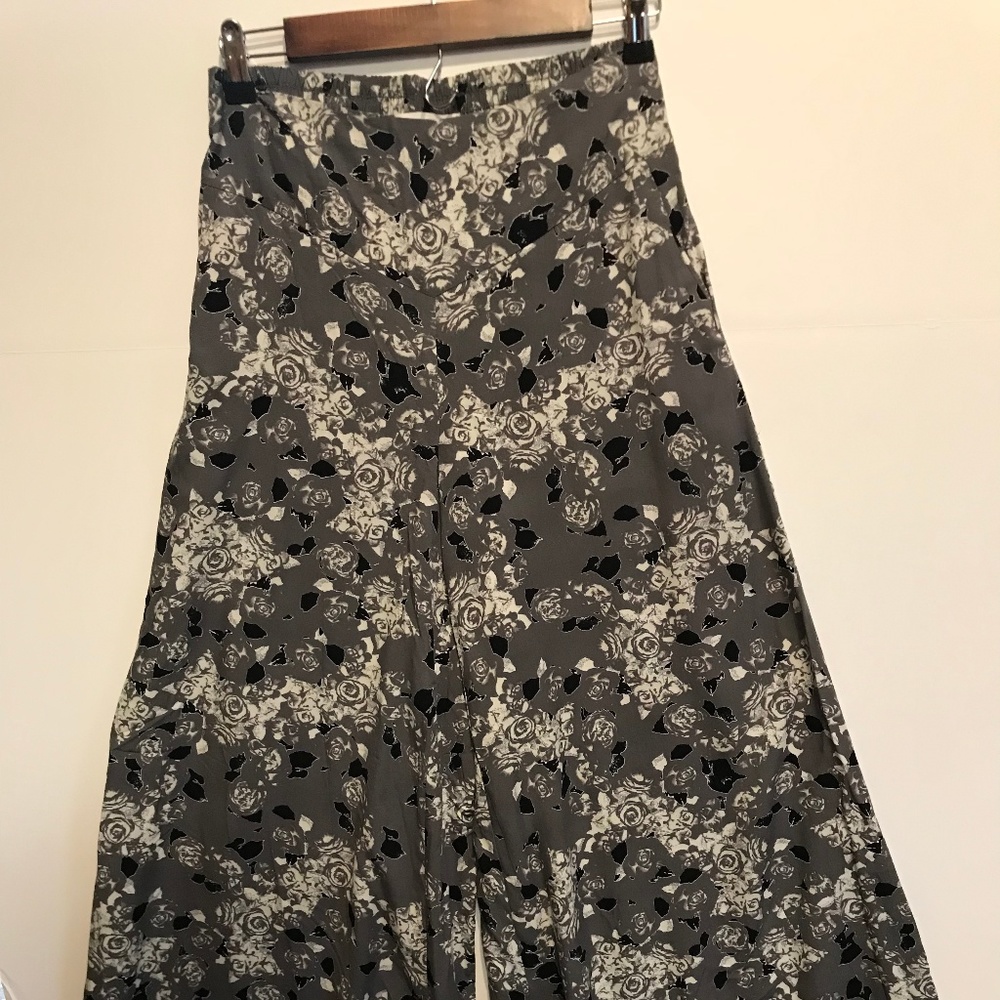 Multi colored floral Full flowy pant